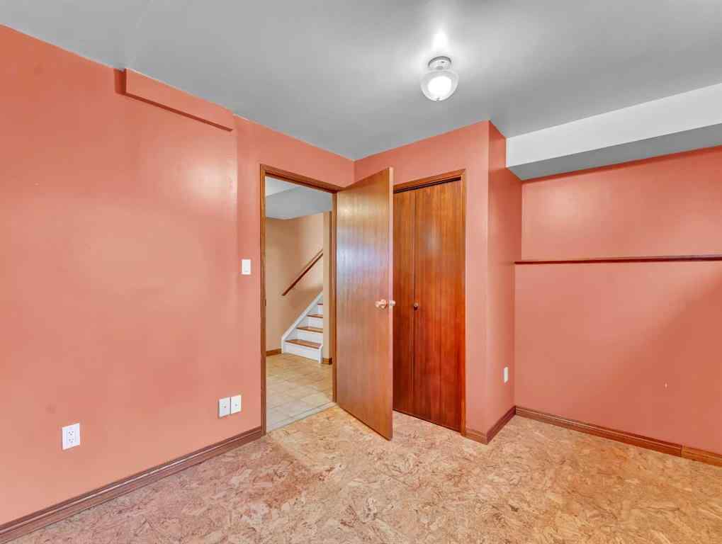 MLS&reg; # A2269389 - 1935 3 Avenue NE in Northeast Crescent Heights Medicine Hat, Residential Open Houses