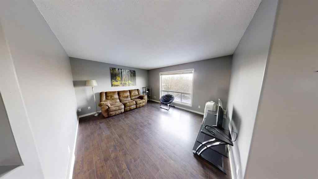 MLS® A2269393 - 9234 115 Avenue  in Summit Grande Prairie, Rental