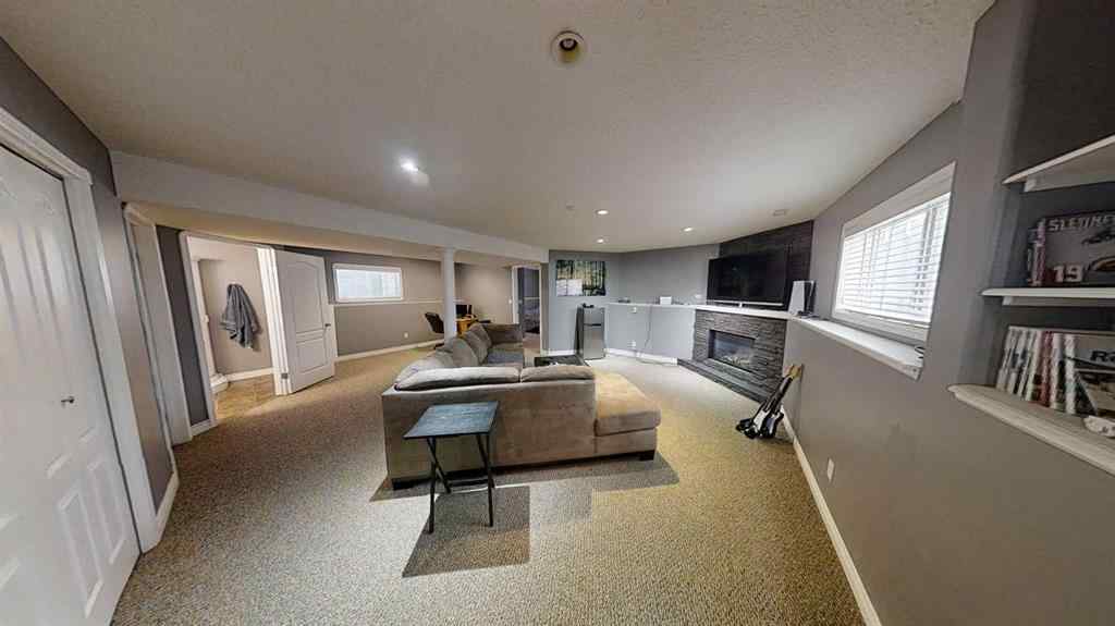 MLS® A2269393 - 9234 115 Avenue  in Summit Grande Prairie, Rental