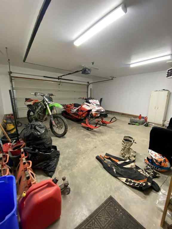 MLS® A2269393 - 9234 115 Avenue  in Summit Grande Prairie, Rental