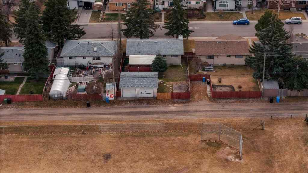 MLS® A2269394 - 832 Raynard Crescent SE in Albert Park/Radisson Heights Calgary, Residential