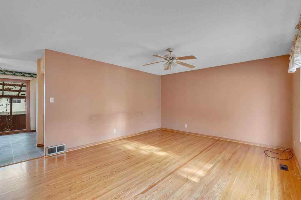 MLS® A2269394 - 832 Raynard Crescent SE in Albert Park/Radisson Heights Calgary, Residential