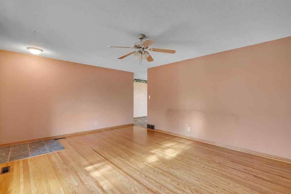 MLS® A2269394 - 832 Raynard Crescent SE in Albert Park/Radisson Heights Calgary, Residential