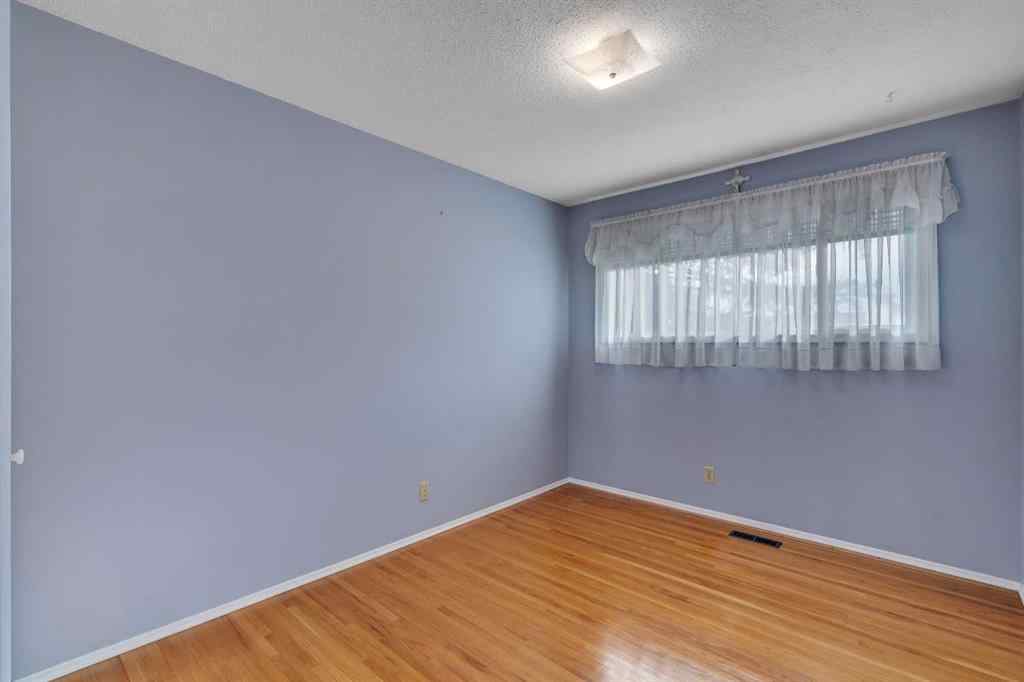 MLS® A2269394 - 832 Raynard Crescent SE in Albert Park/Radisson Heights Calgary, Residential