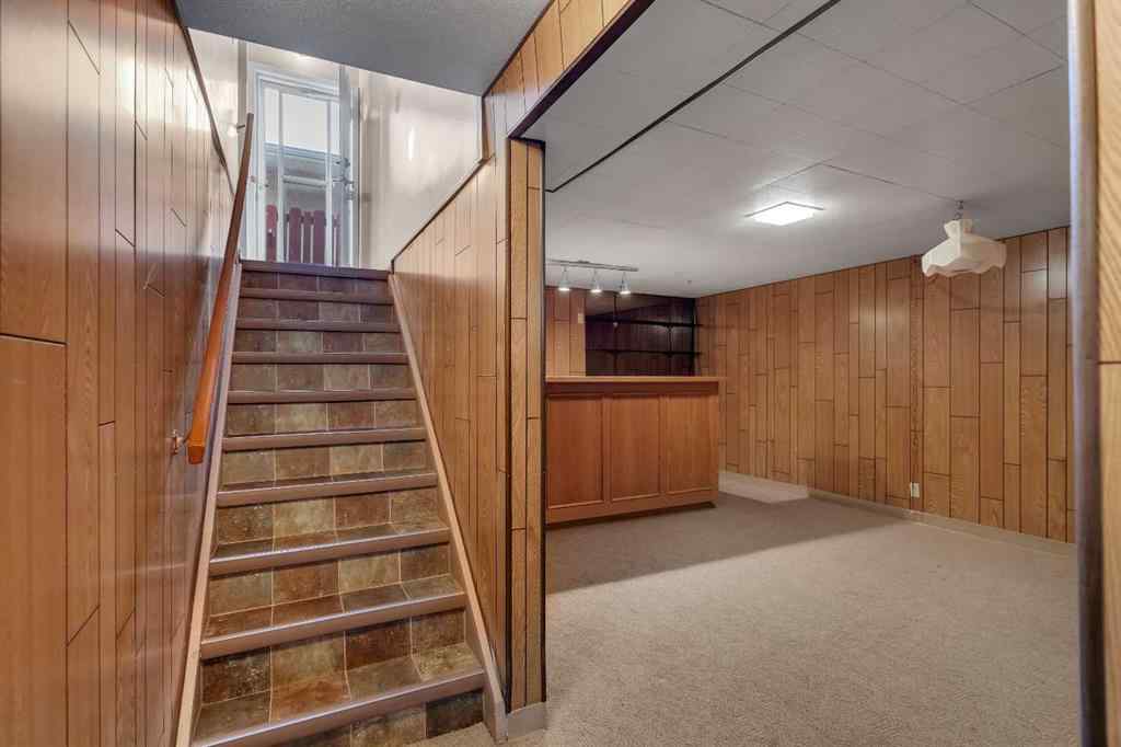 MLS® A2269394 - 832 Raynard Crescent SE in Albert Park/Radisson Heights Calgary, Residential