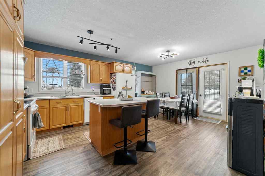 MLS&reg; # A2269396 - 4718 47a Avenue  in NONE Killam, Residential Open Houses