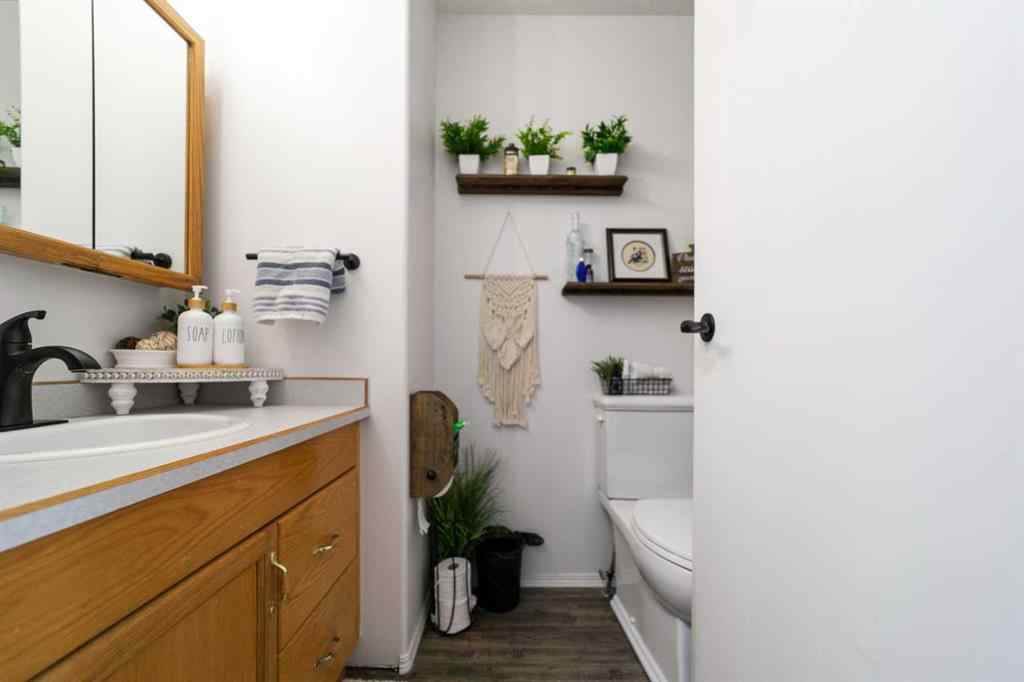 MLS&reg; # A2269396 - 4718 47a Avenue  in NONE Killam, Residential Open Houses