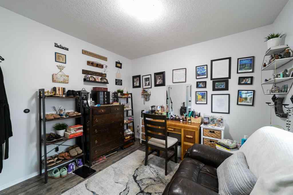 MLS&reg; # A2269396 - 4718 47a Avenue  in NONE Killam, Residential Open Houses