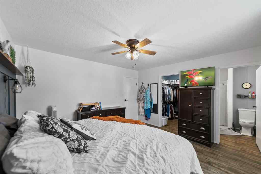 MLS&reg; # A2269396 - 4718 47a Avenue  in NONE Killam, Residential Open Houses