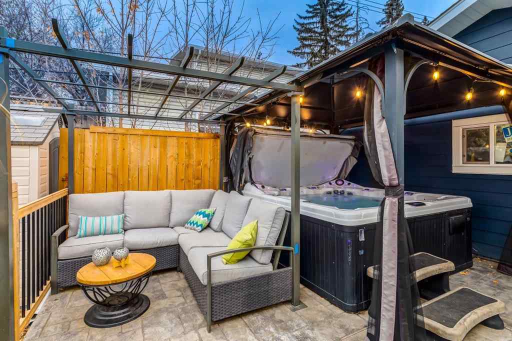 MLS® A2269400 - 5 Sydney Drive SW in Southwood Calgary, Residential