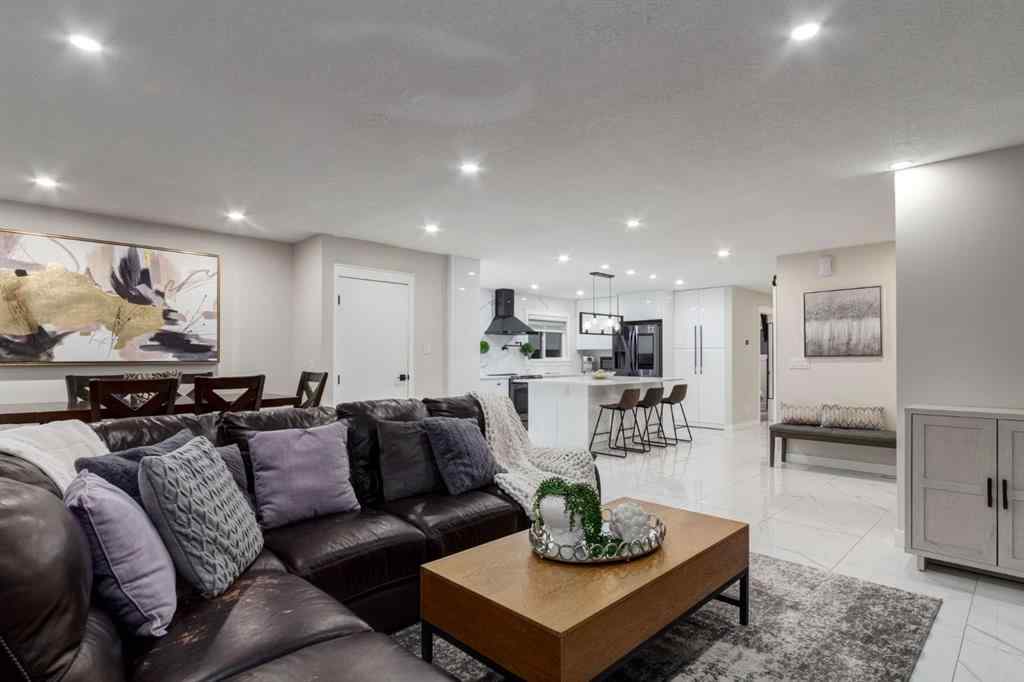 MLS® A2269400 - 5 Sydney Drive SW in Southwood Calgary, Residential