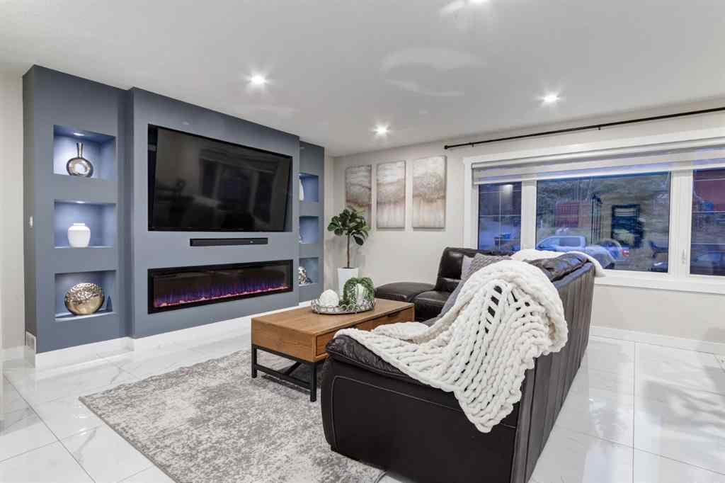 MLS® A2269400 - 5 Sydney Drive SW in Southwood Calgary, Residential