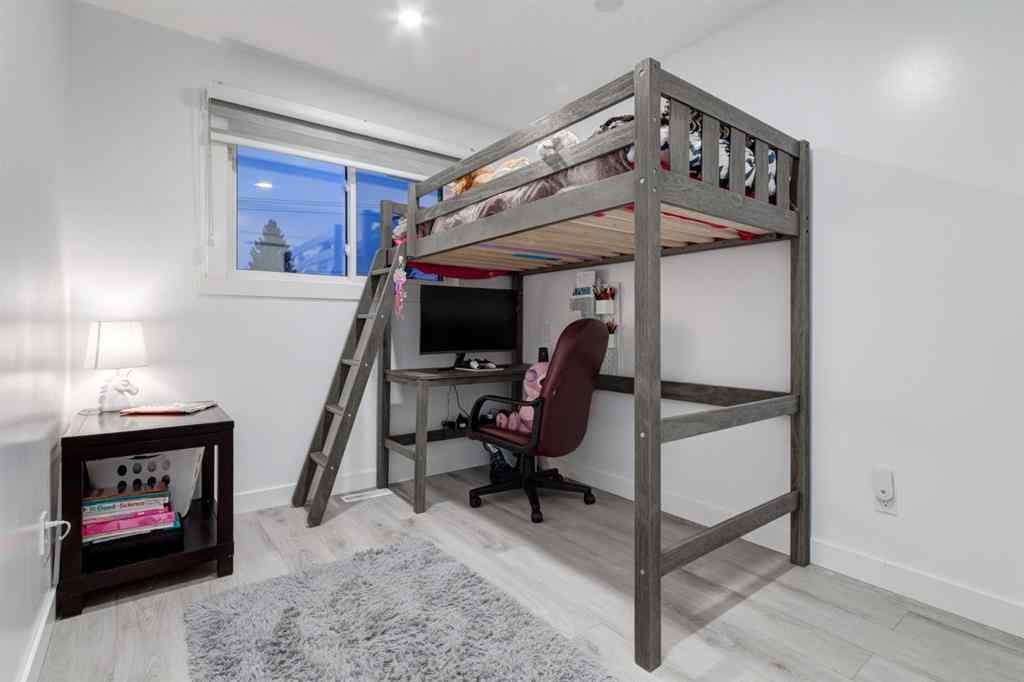 MLS® A2269400 - 5 Sydney Drive SW in Southwood Calgary, Residential