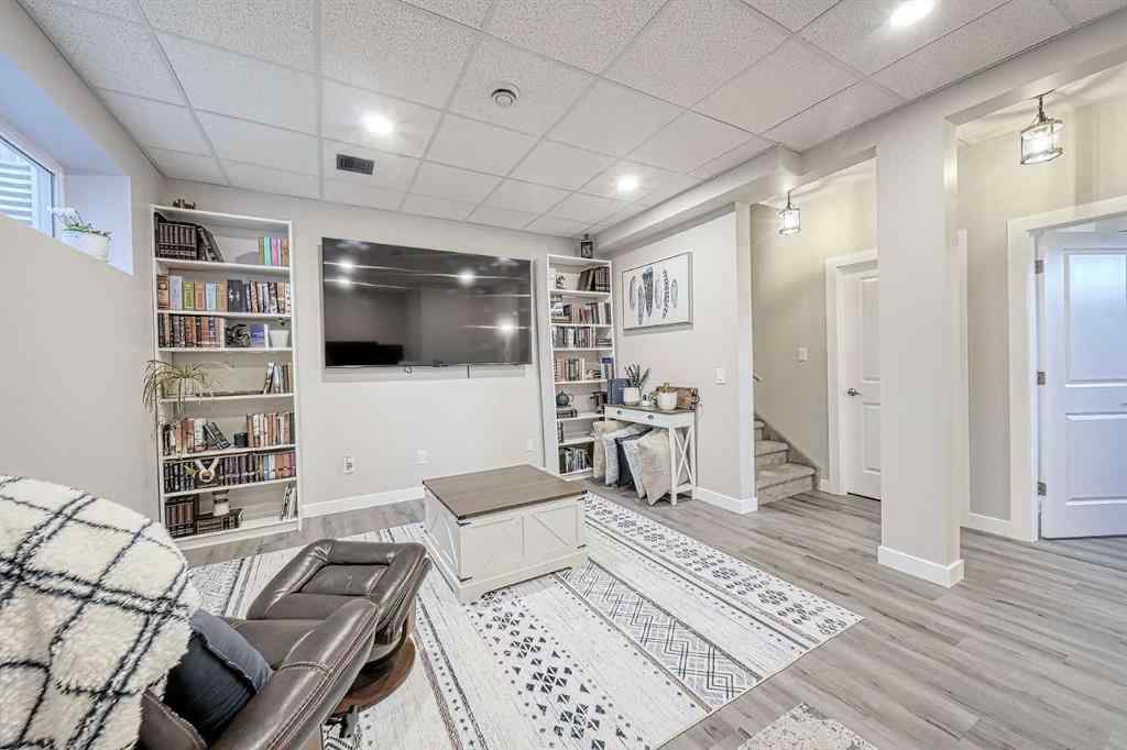 MLS&reg; # A2269411 - 852 Hampshire Crescent NE in Hampton Hills High River, Residential Open Houses