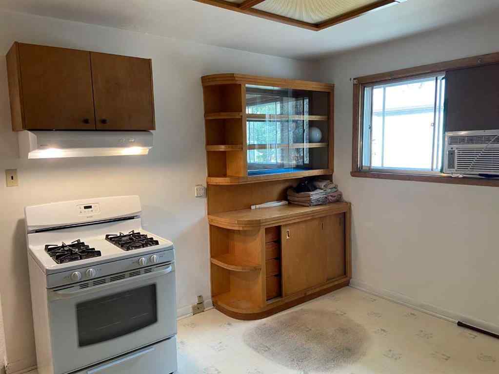 MLS® A2269414 - 629 Stafford Drive N in Senator Buchanan Lethbridge, Residential