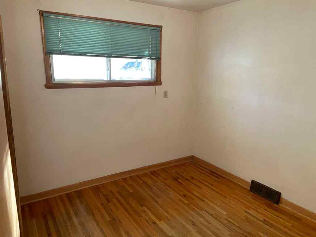 MLS® A2269414 - 629 Stafford Drive N in Senator Buchanan Lethbridge, Residential