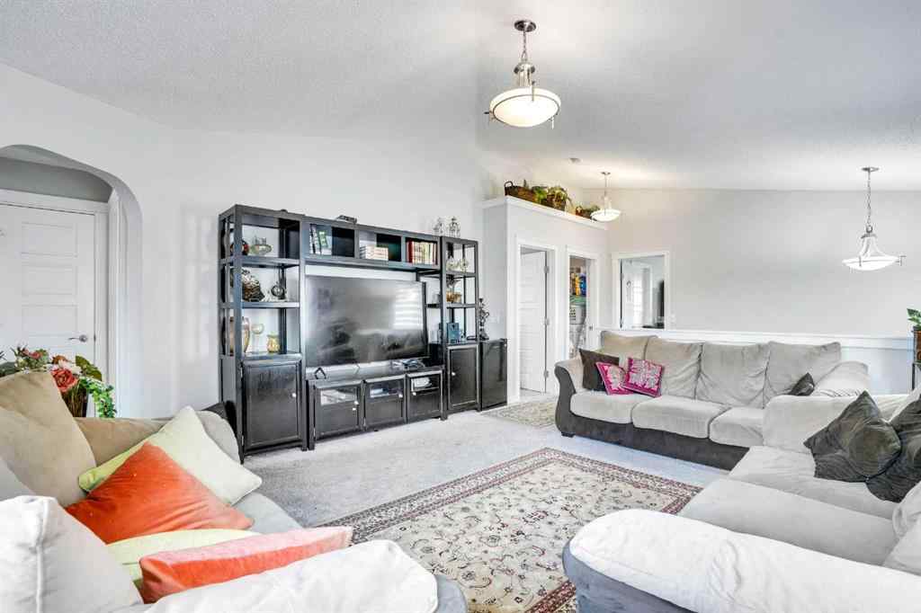 MLS® A2269419 - 272 Skyview Shores Manor NE in Skyview Ranch Calgary, Residential