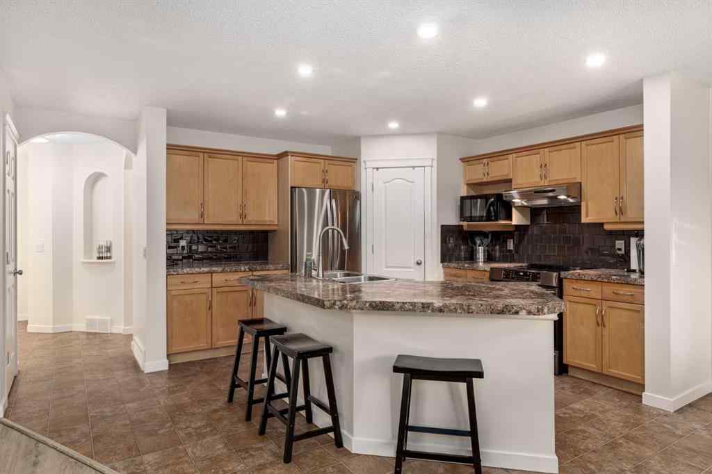 MLS&reg; # A2269427 - 38 Evansbrooke Manor NW in Evanston Calgary, Residential Open Houses