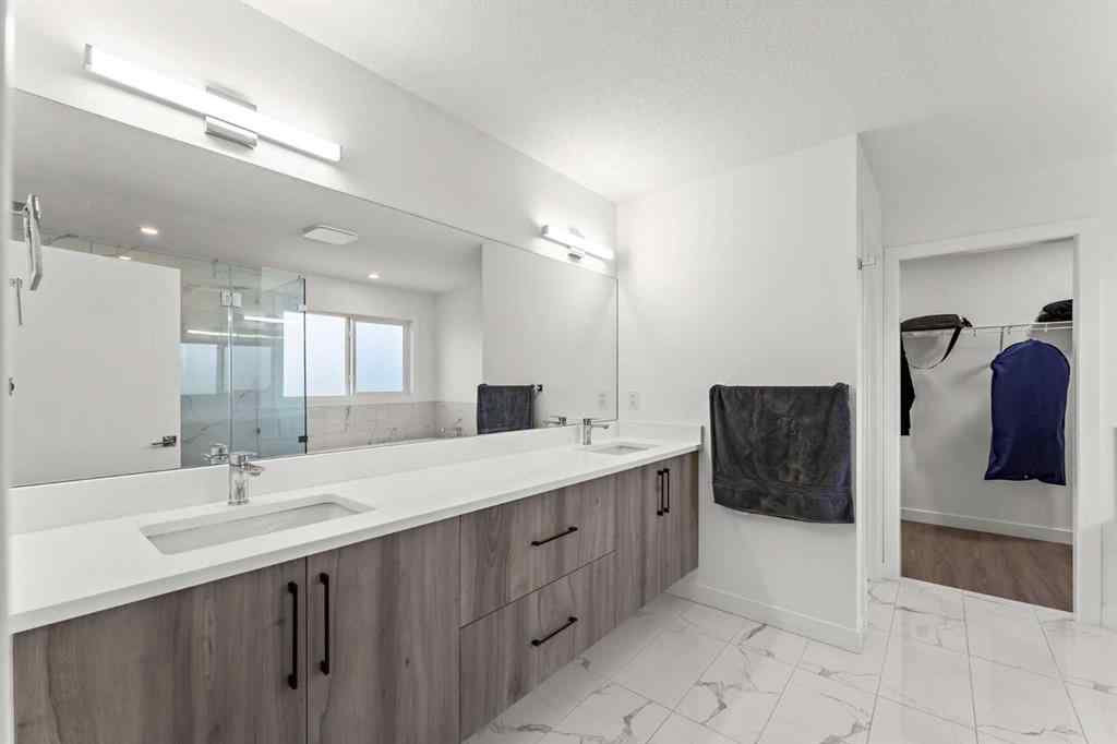 MLS® A2269428 - 125 South Shore View  in South Shores Chestermere, Residential