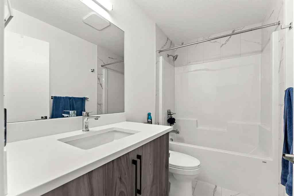 MLS® A2269428 - 125 South Shore View  in South Shores Chestermere, Residential