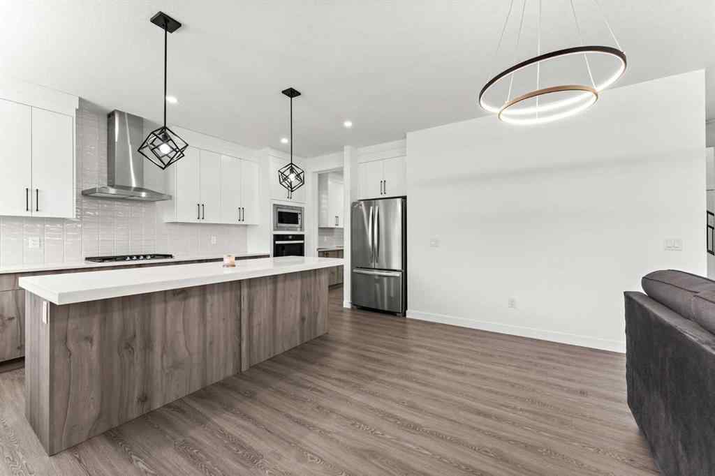 MLS® A2269428 - 125 South Shore View  in South Shores Chestermere, Residential