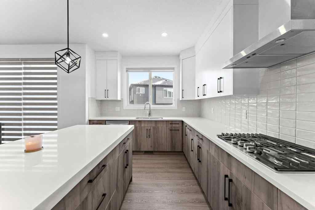 MLS® A2269428 - 125 South Shore View  in South Shores Chestermere, Residential