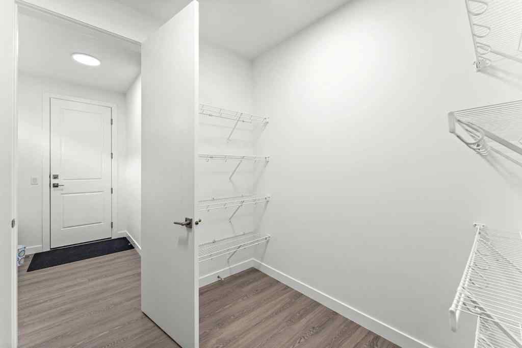 MLS® A2269428 - 125 South Shore View  in South Shores Chestermere, Residential