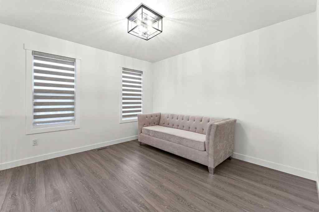 MLS® A2269428 - 125 South Shore View  in South Shores Chestermere, Residential