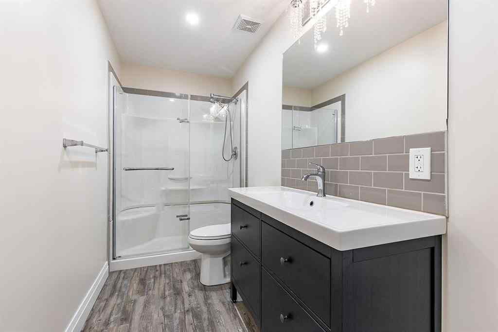 MLS&reg; # A2269429 - 46 Sterling Link SE in SE Southridge Medicine Hat, Residential Open Houses