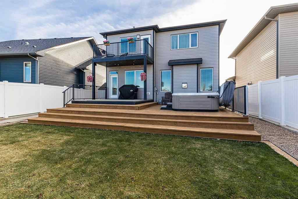 MLS&reg; # A2269429 - 46 Sterling Link SE in SE Southridge Medicine Hat, Residential Open Houses