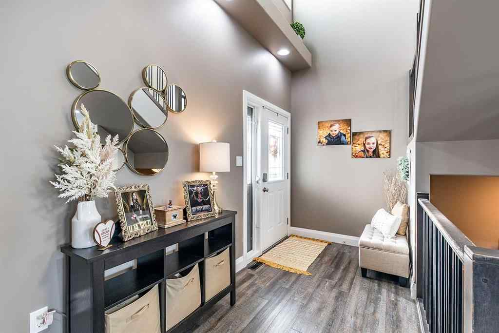 MLS&reg; # A2269429 - 46 Sterling Link SE in SE Southridge Medicine Hat, Residential Open Houses