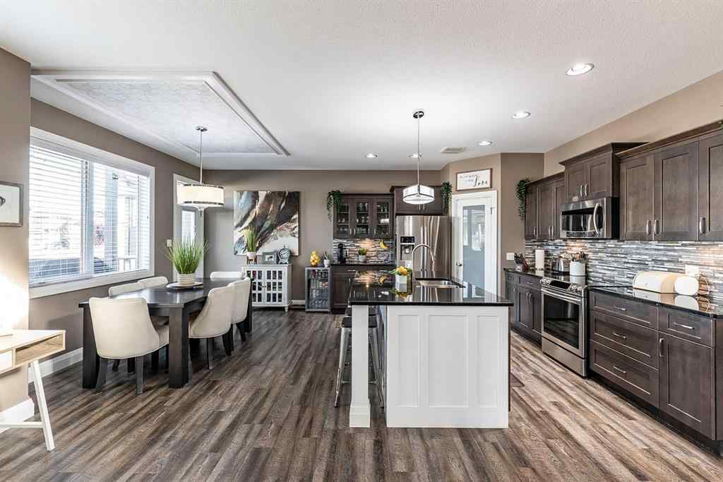 MLS&reg; # A2269429 - 46 Sterling Link SE in SE Southridge Medicine Hat, Residential Open Houses