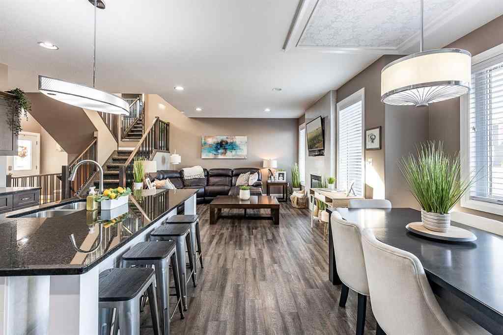 MLS&reg; # A2269429 - 46 Sterling Link SE in SE Southridge Medicine Hat, Residential Open Houses