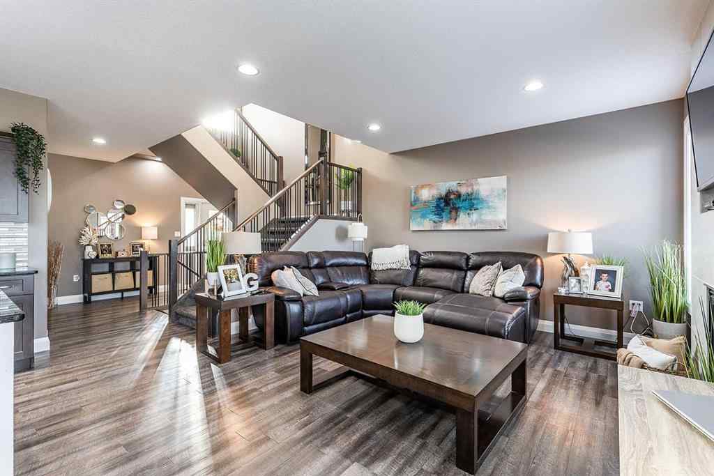 MLS&reg; # A2269429 - 46 Sterling Link SE in SE Southridge Medicine Hat, Residential Open Houses