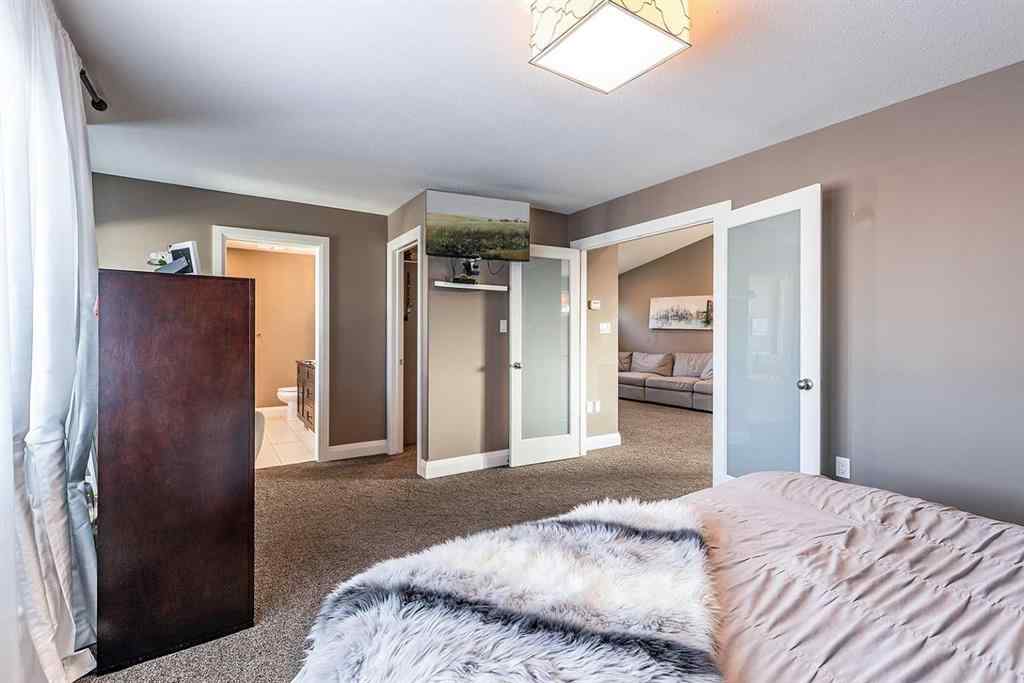MLS&reg; # A2269429 - 46 Sterling Link SE in SE Southridge Medicine Hat, Residential Open Houses