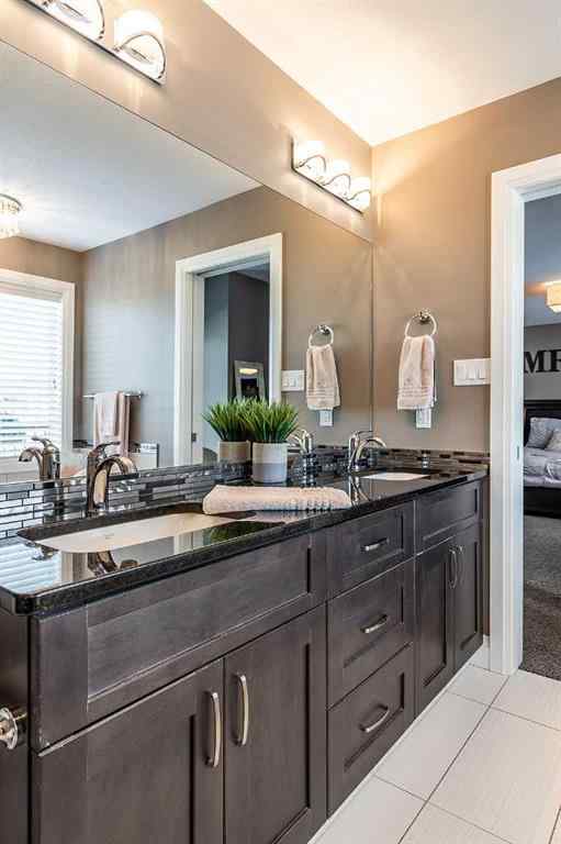 MLS&reg; # A2269429 - 46 Sterling Link SE in SE Southridge Medicine Hat, Residential Open Houses