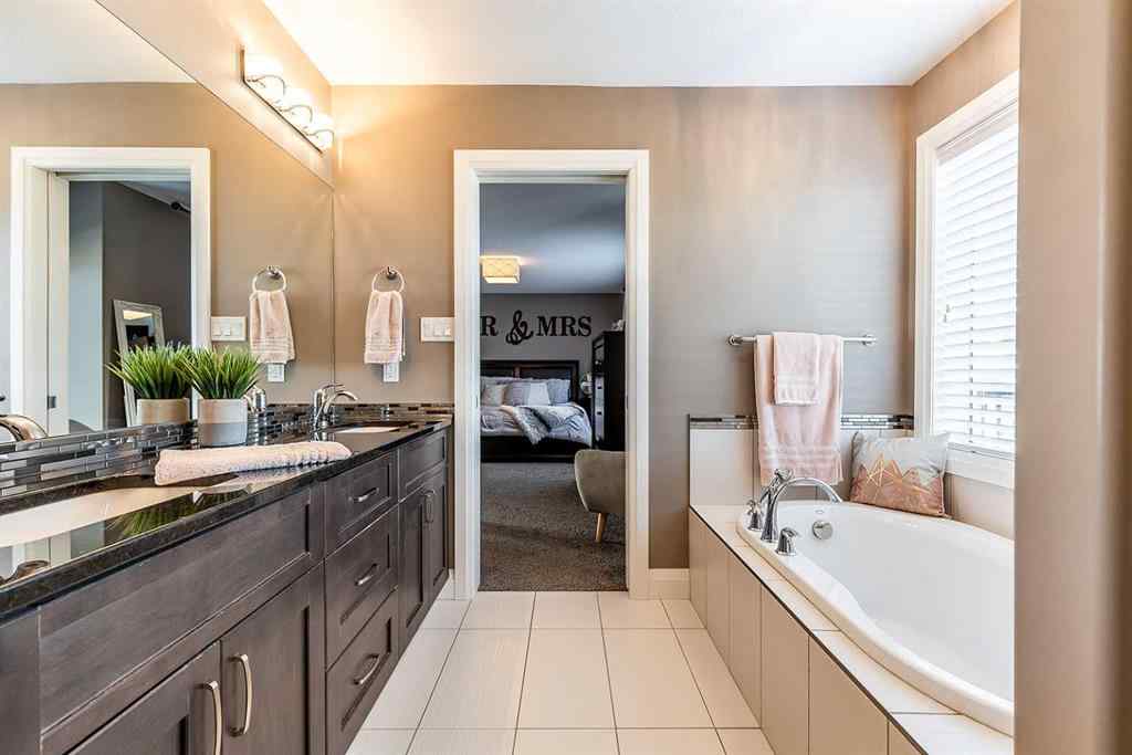 MLS&reg; # A2269429 - 46 Sterling Link SE in SE Southridge Medicine Hat, Residential Open Houses