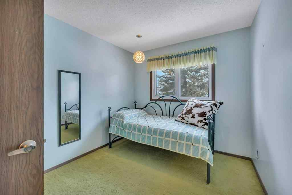 MLS&reg; # A2269432 - 31 Baird Street  in Bower Red Deer, Residential Open Houses