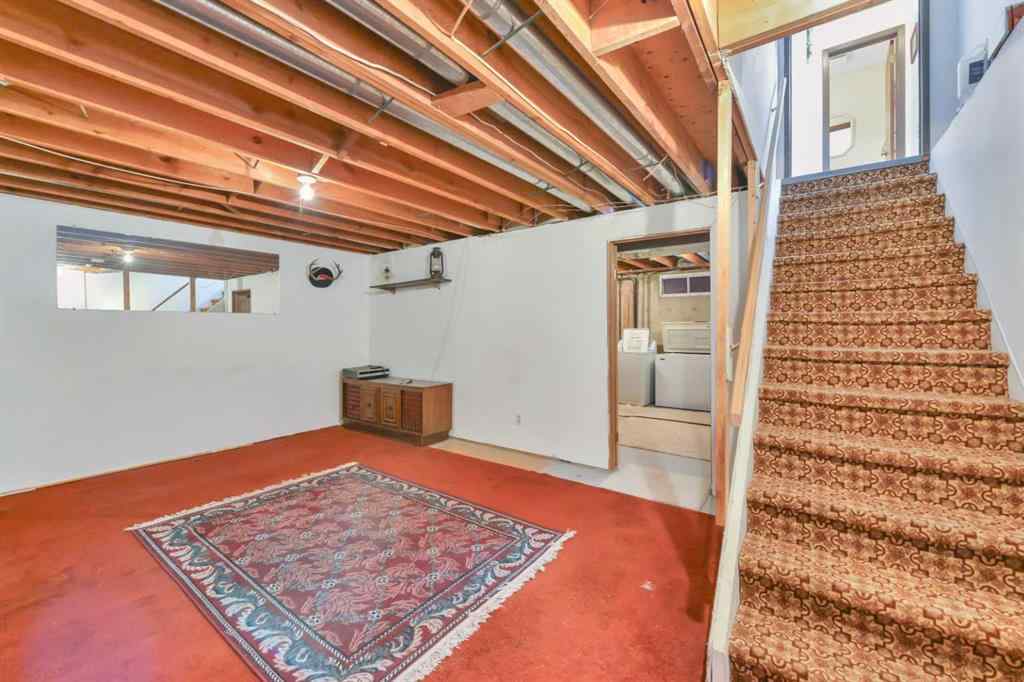 MLS&reg; # A2269432 - 31 Baird Street  in Bower Red Deer, Residential Open Houses