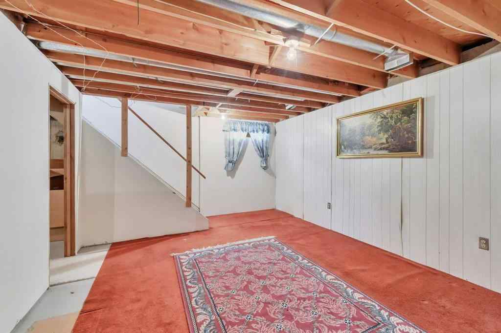 MLS&reg; # A2269432 - 31 Baird Street  in Bower Red Deer, Residential Open Houses