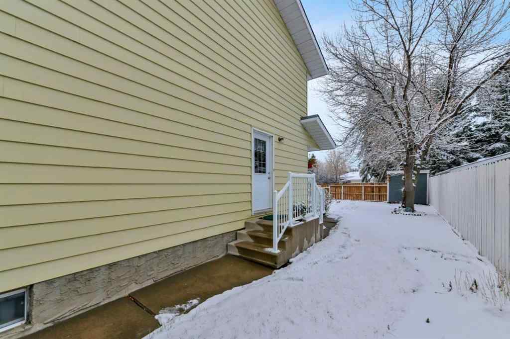 MLS&reg; # A2269432 - 31 Baird Street  in Bower Red Deer, Residential Open Houses