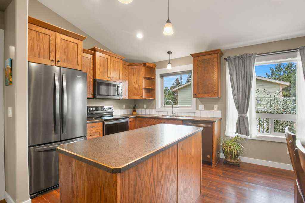 MLS&reg; # A2269444 - 4705 58 Avenue  in NONE Rimbey, Residential Open Houses