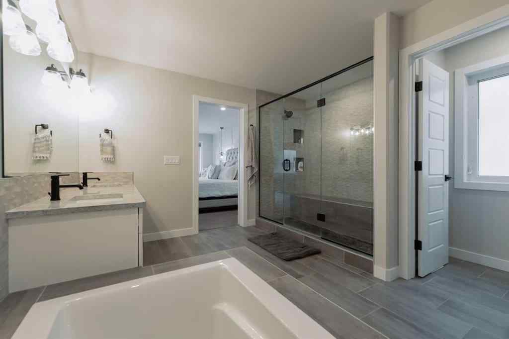 MLS&reg; # A2269451 - 1704 Sixmile View S in Southgate Lethbridge, Residential Open Houses