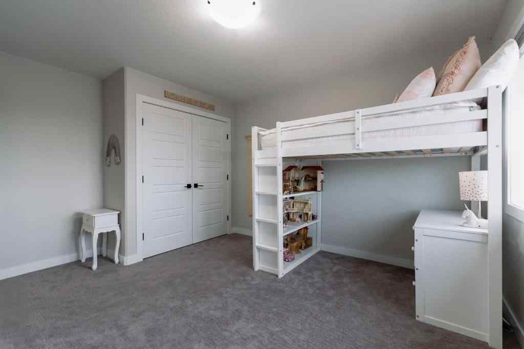 MLS&reg; # A2269451 - 1704 Sixmile View S in Southgate Lethbridge, Residential Open Houses