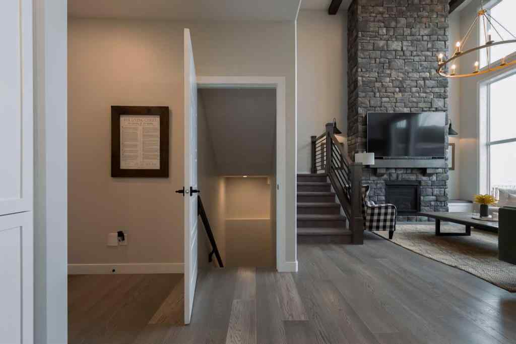 MLS&reg; # A2269451 - 1704 Sixmile View S in Southgate Lethbridge, Residential Open Houses