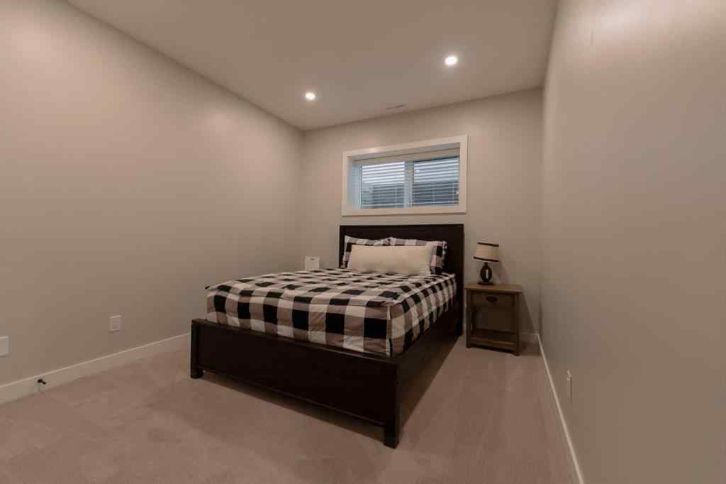 MLS&reg; # A2269451 - 1704 Sixmile View S in Southgate Lethbridge, Residential Open Houses