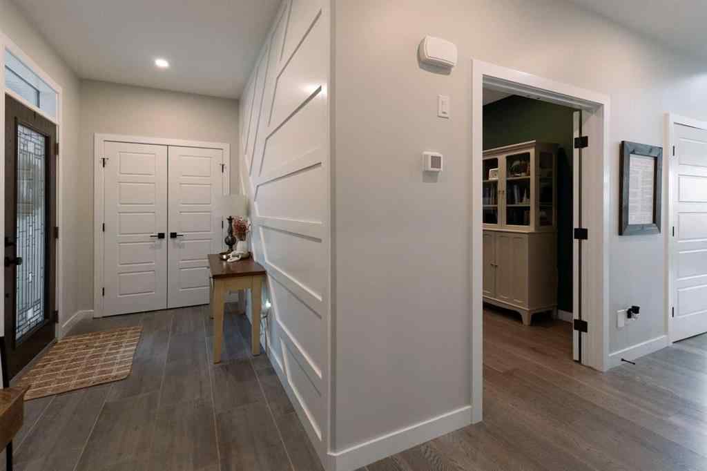 MLS&reg; # A2269451 - 1704 Sixmile View S in Southgate Lethbridge, Residential Open Houses