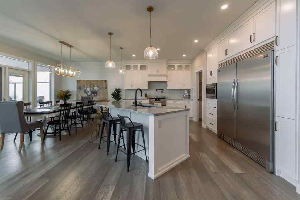 MLS&reg; # A2269451 - 1704 Sixmile View S in Southgate Lethbridge, Residential Open Houses