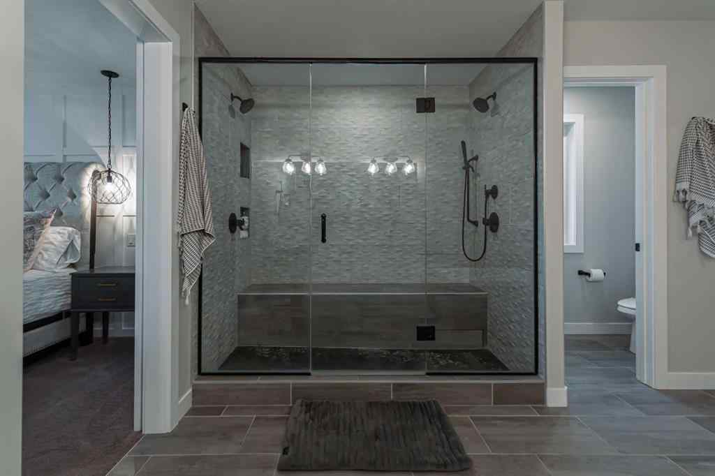 MLS&reg; # A2269451 - 1704 Sixmile View S in Southgate Lethbridge, Residential Open Houses