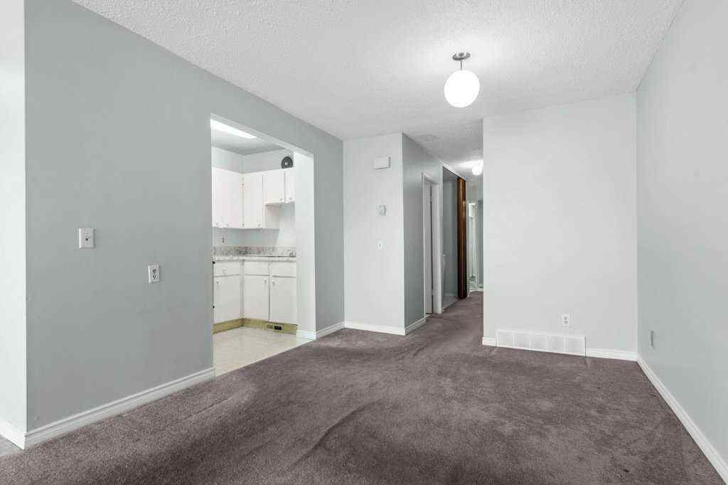 MLS&reg; # A2269452 - Unit #105 3500 Varsity Drive NW in Varsity Calgary, Residential Open Houses